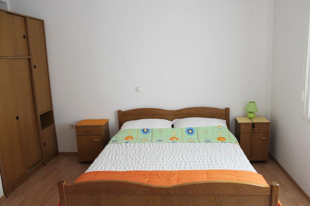 Apartments Petric Makarska Exterior foto